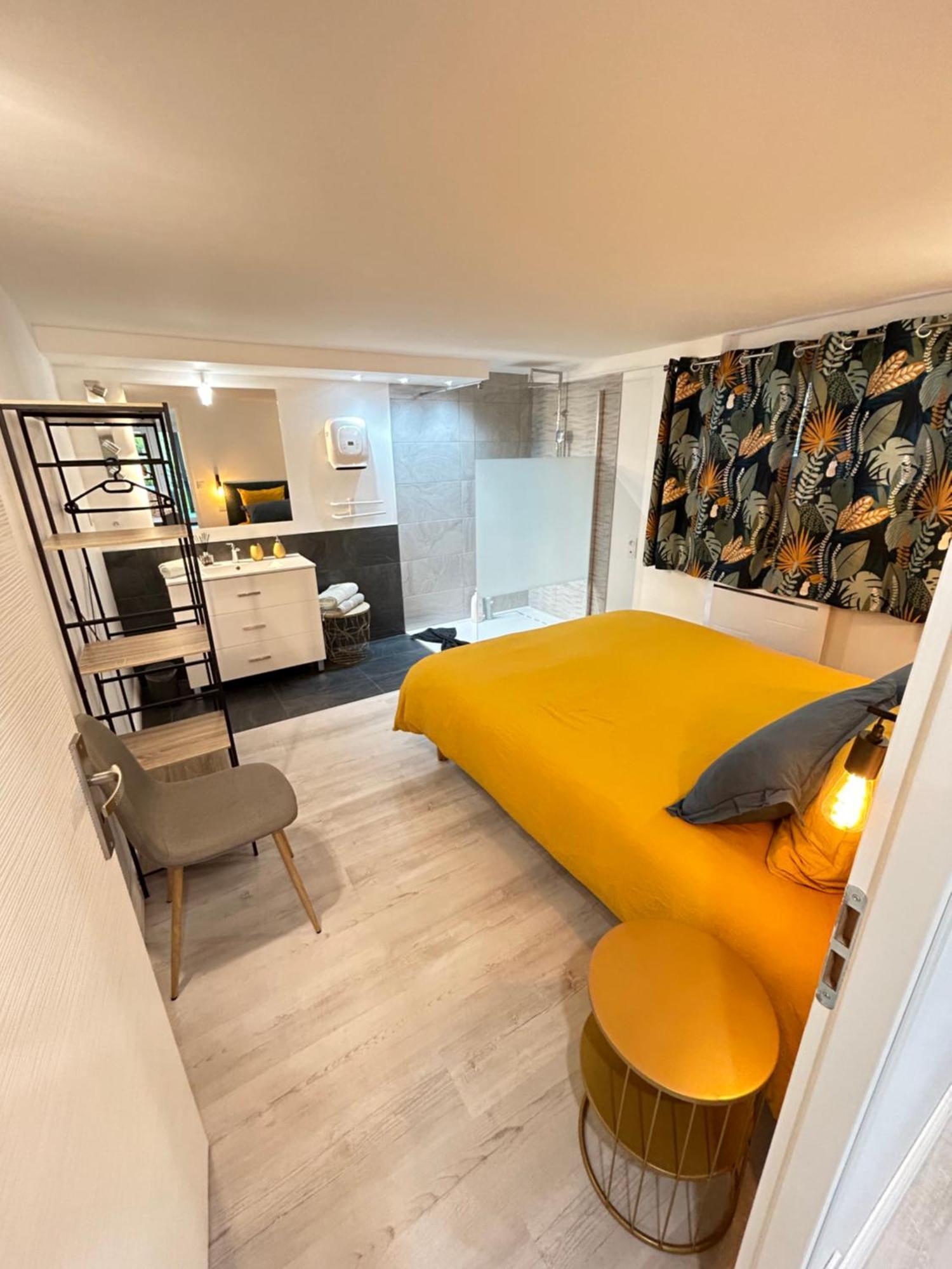 Appart-One Terrasse Jacuzzi Parking Carcassonne Extérieur photo