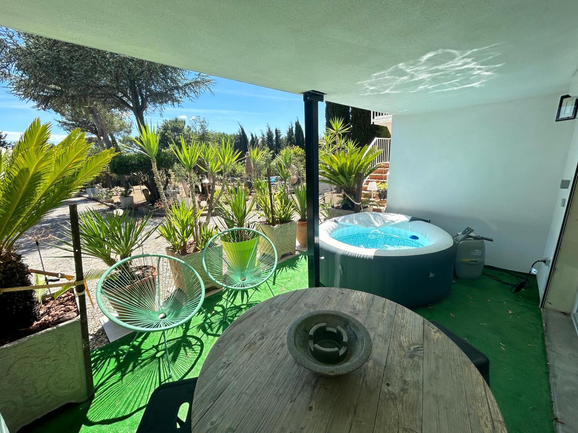 Appart-One Terrasse Jacuzzi Parking Carcassonne Extérieur photo