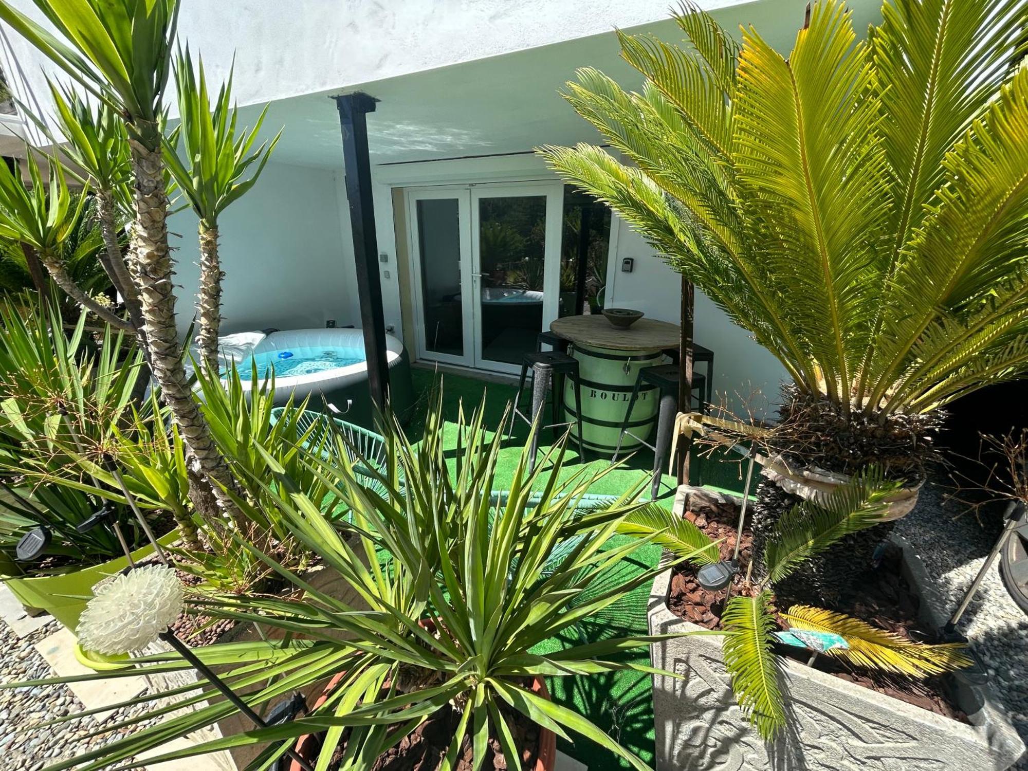 Appart-One Terrasse Jacuzzi Parking Carcassonne Extérieur photo